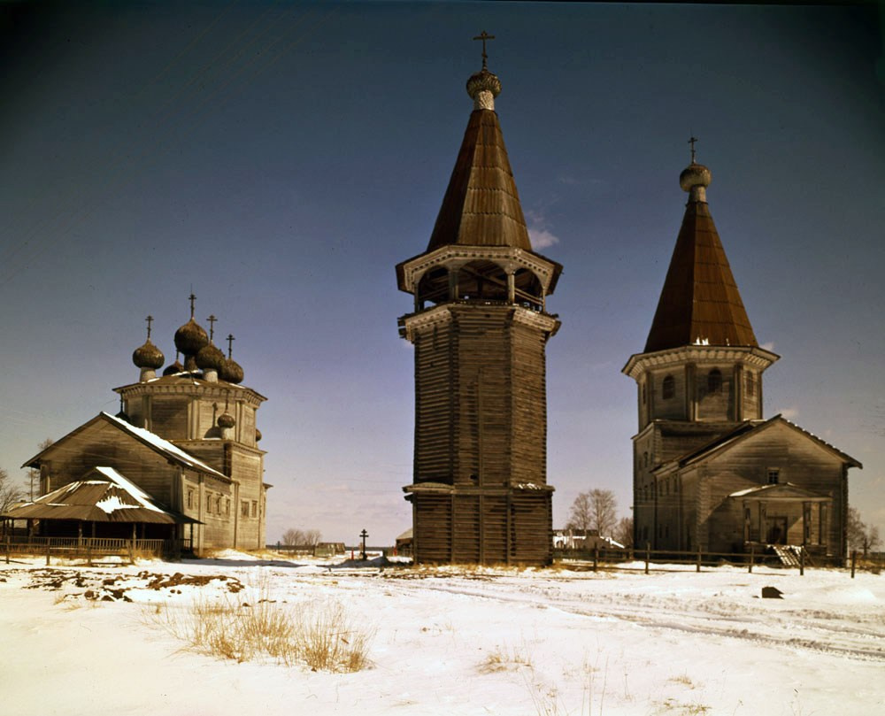 Лядинский погост, 1787г. Церковь Богоявления, колокольня и Покрово-Власьевская церковь. Каргопольский р-н, Архангельская обл.