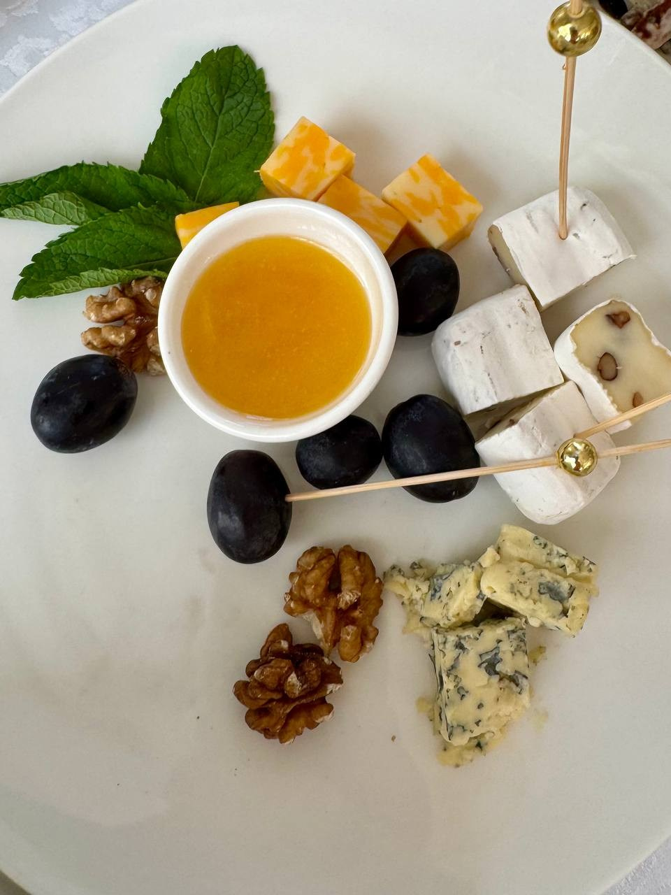 Банкет (тортики.вкусняшки). Организатор праздников. Ведущая Марина Гребенникова