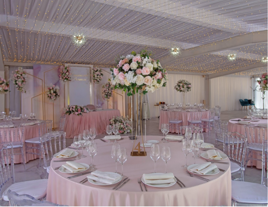 Площадка № 2-8. Свадебный организатор Москва