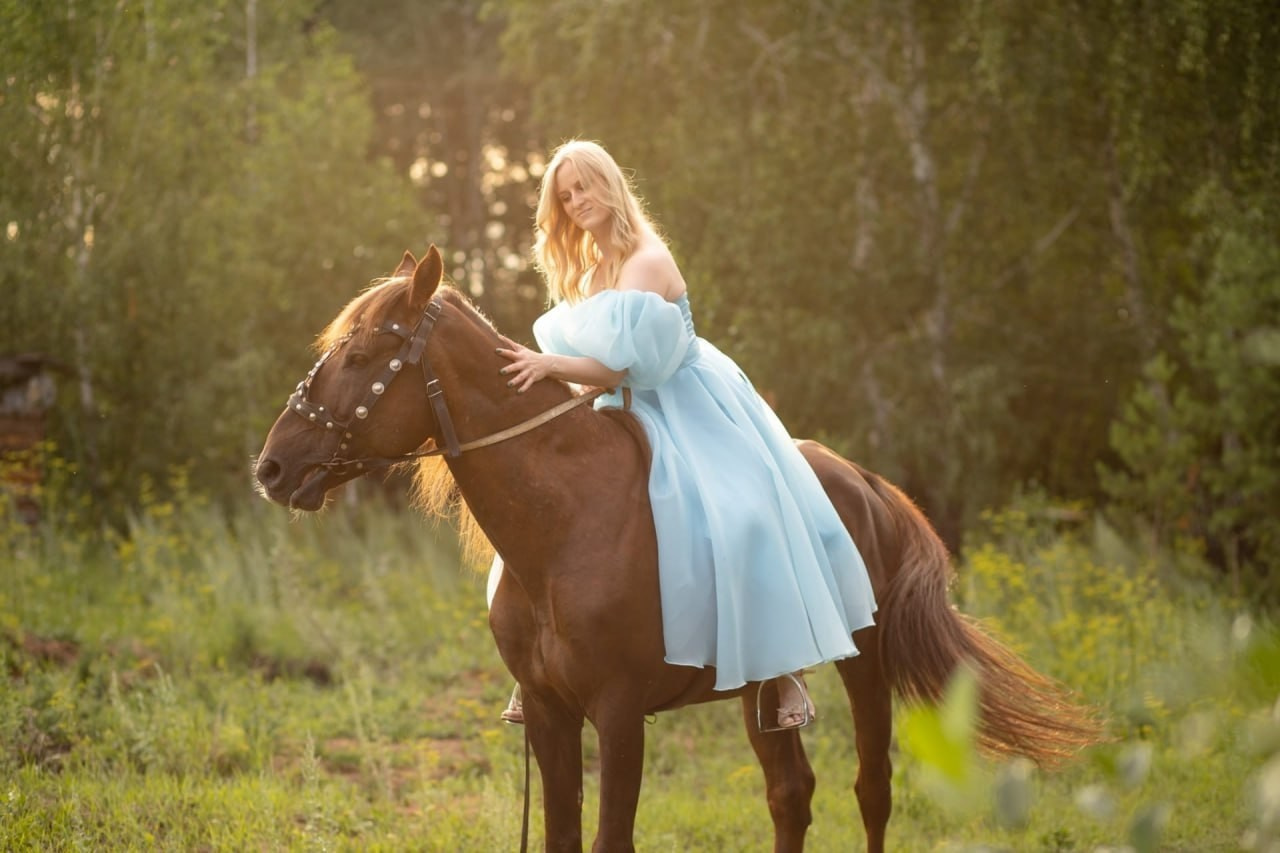 Фотосессии. Конные прогулки в клубе «Анкор» — Омск