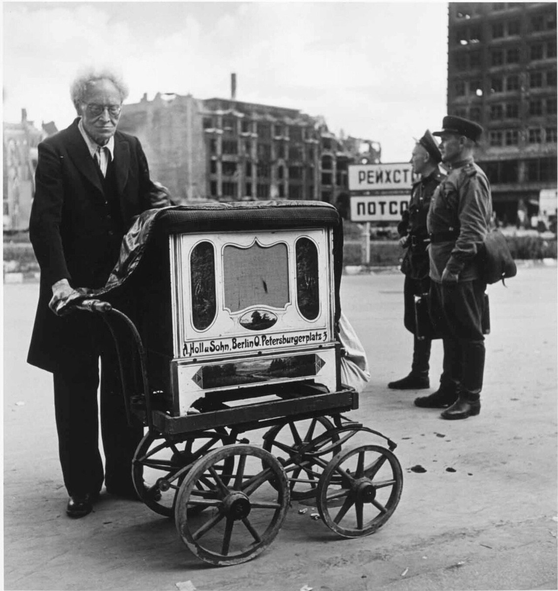 Фотографы, изменившие мир: Роберт Каппа. Фотограф Антон Швец — Монохромная реальность