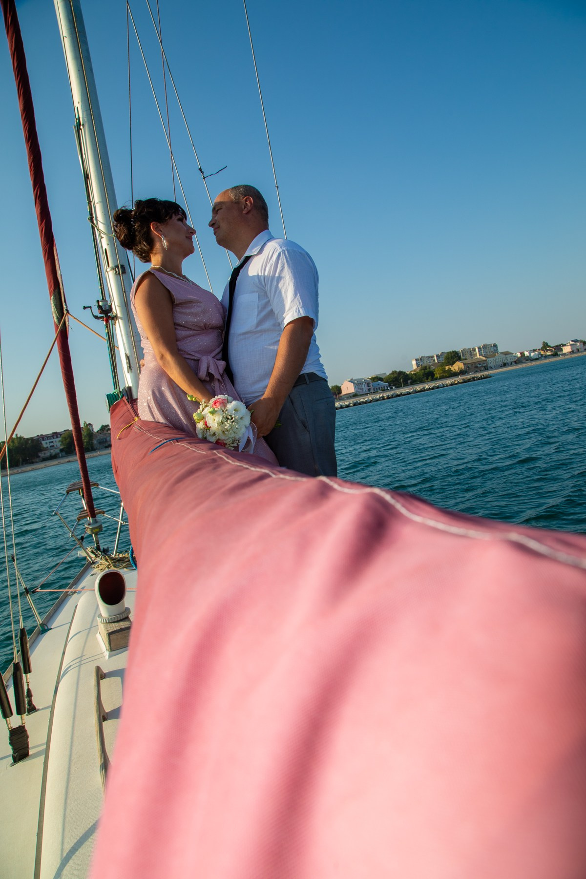 Свадьба на яхте. Фотограф и видеооператор (видеограф) в Евпатории и в Крыму