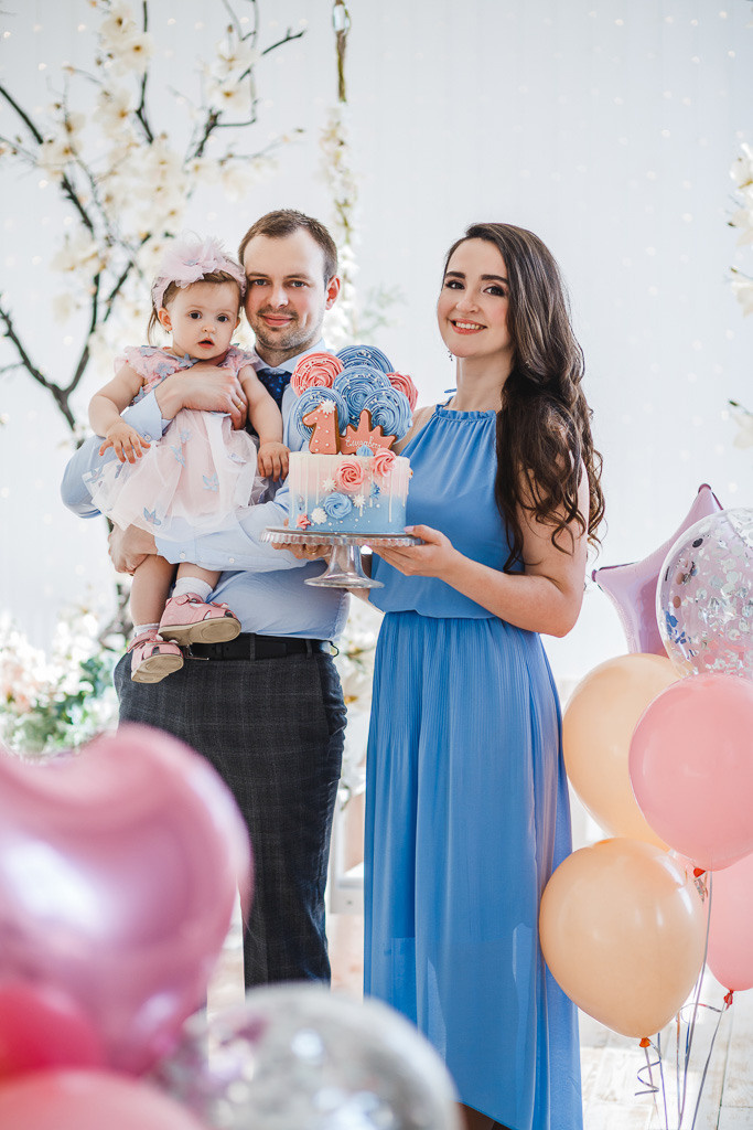 Елизавете годик. Семейный фотограф Николаева Ольга