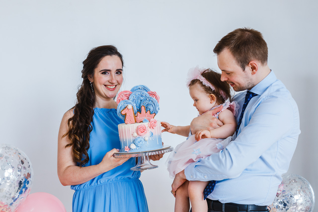 Елизавете годик. Семейный фотограф Николаева Ольга