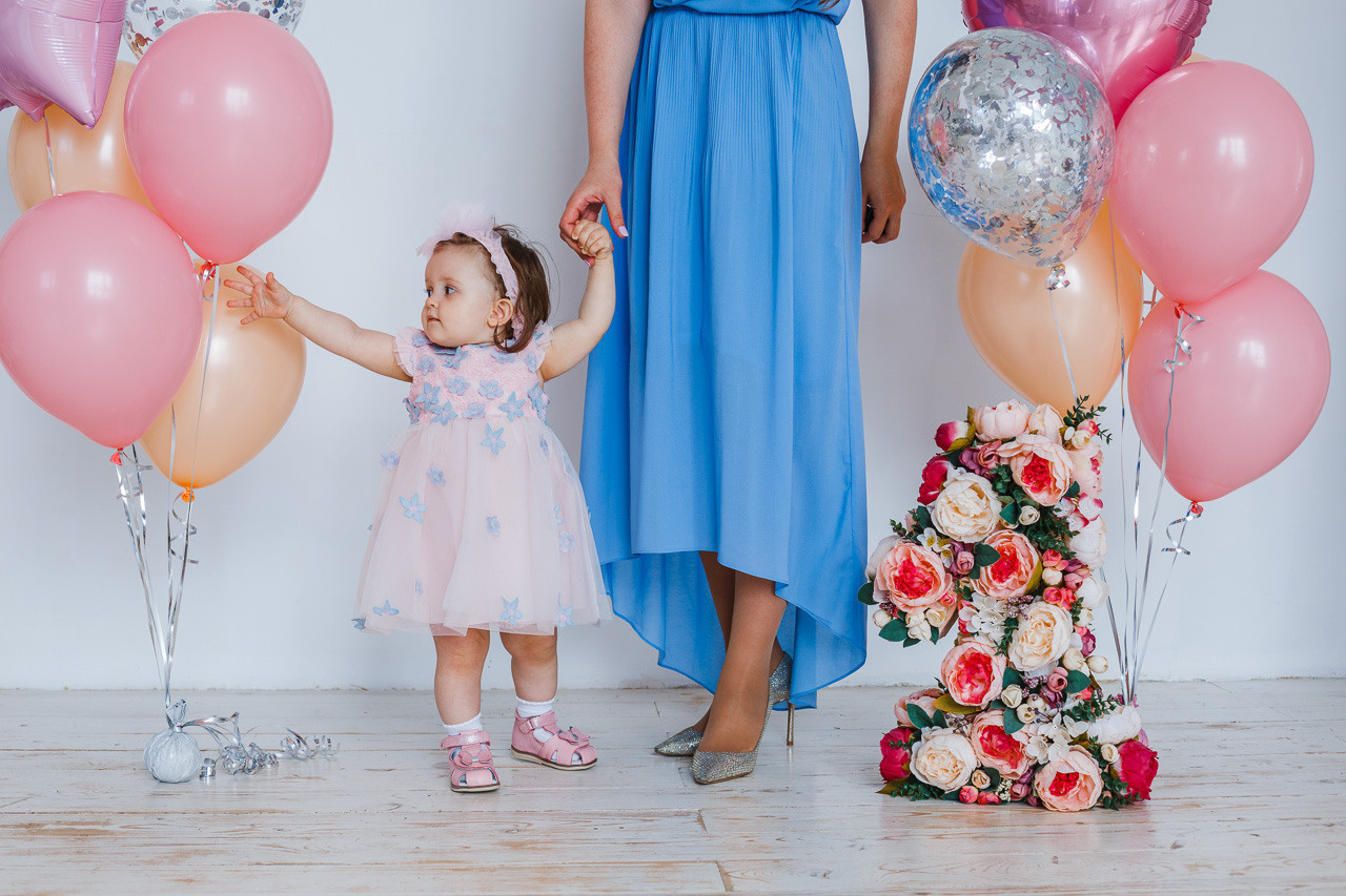 Елизавете годик. Семейный фотограф Николаева Ольга