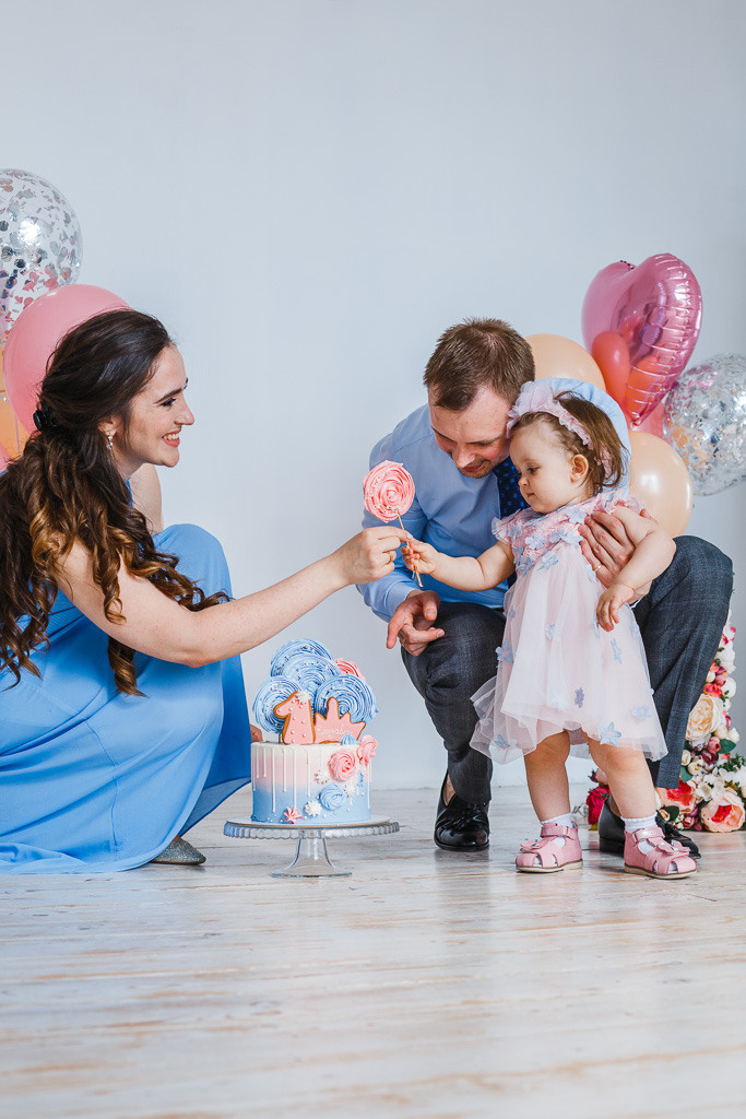 Елизавете годик. Семейный фотограф Николаева Ольга