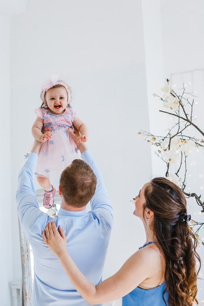 Елизавете годик. Семейный фотограф Николаева Ольга