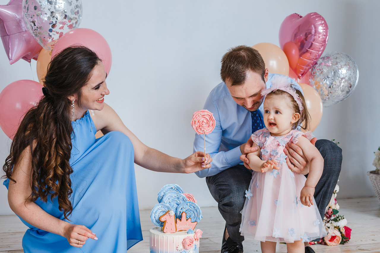 Елизавете годик. Семейный фотограф Николаева Ольга