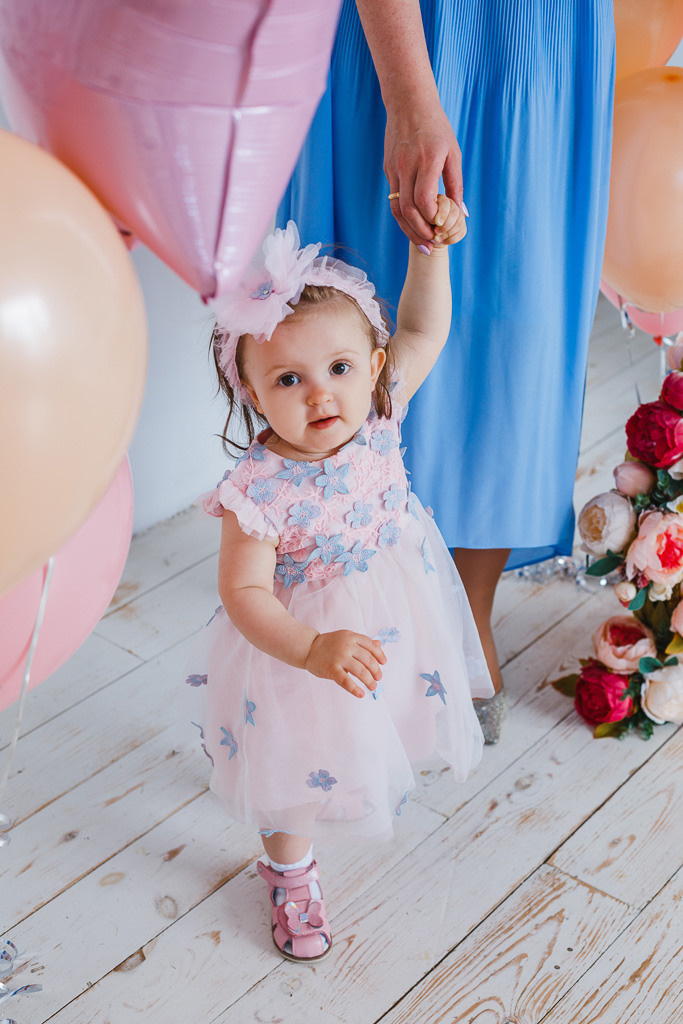 Елизавете годик. Семейный фотограф Николаева Ольга