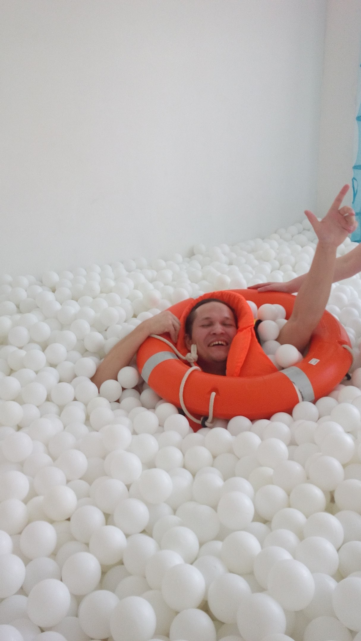 Сухой бассейн H2Ball |12.03.2017. Галерея Фантим