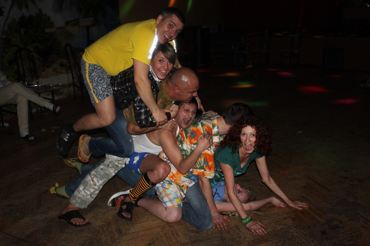 А у нас на Гавайях | 06-08.03.2010. Галерея Фантим