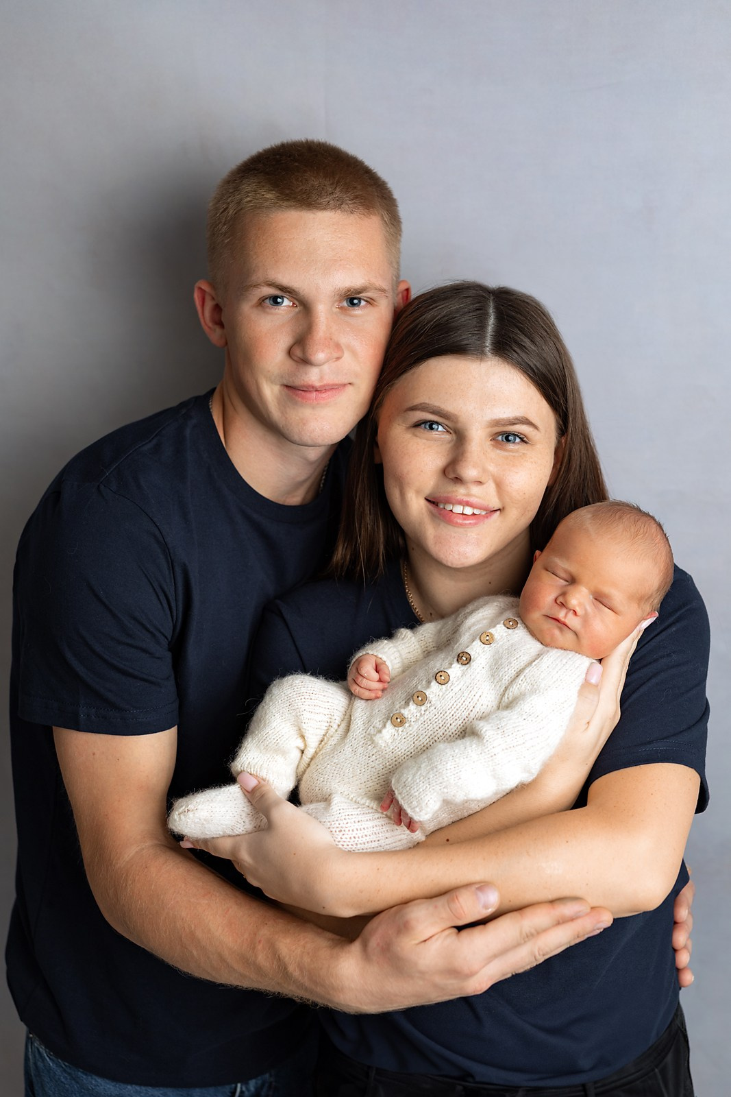 Семейные кадры. Фотограф новорождённых в Казани Нейля Гильмутдинова ньюборн