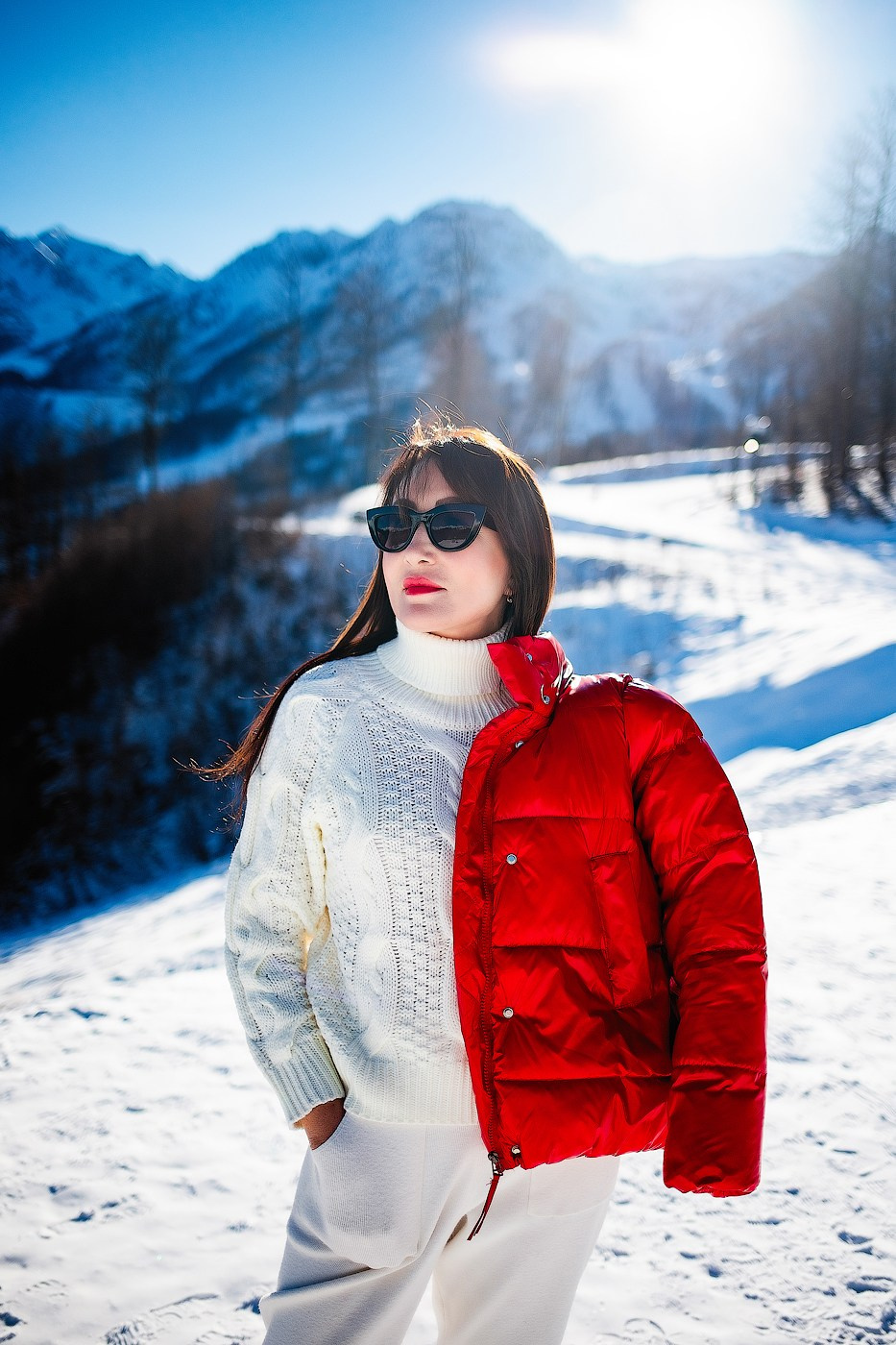 Женский портрет на природе в Сочи. Профессиональный фотограф в Сочи Виктория Джой. Обучение