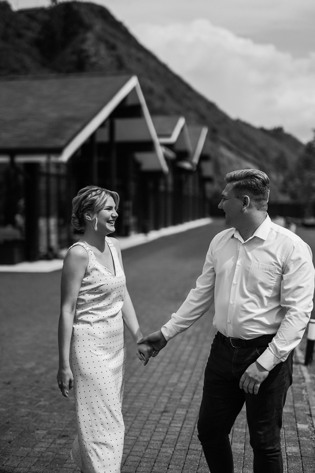 🏡 Роман и Мария — классическая свадьба в "Соснах" | Элегантные фото в доме событий под Красноярском. 📸 Свадебный и семейный фотограф в Красноярске Тихомиров Евгений | 17 лет опыта | 800+ свадеб