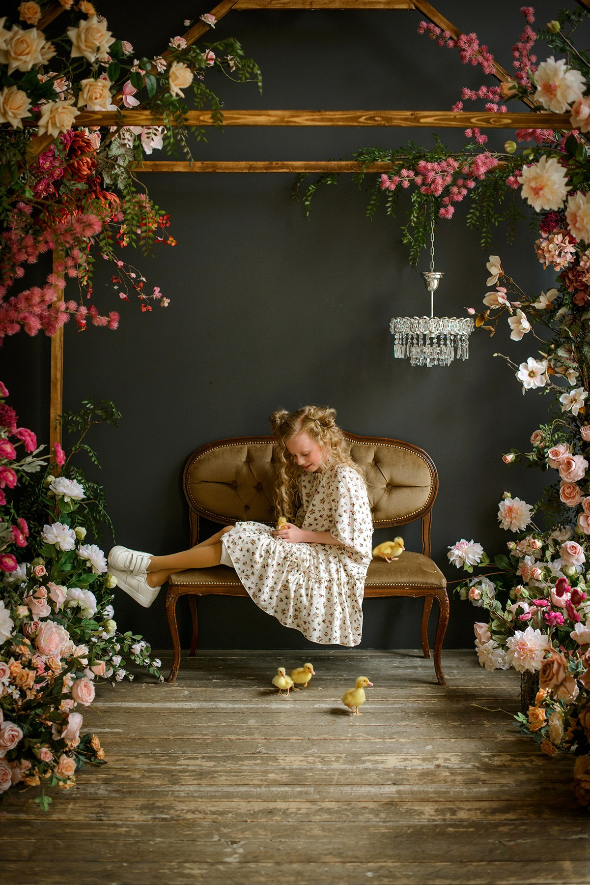 Photo shoot of a girl with goslings and a hat. Photographer Elena Carruthers, Scotland