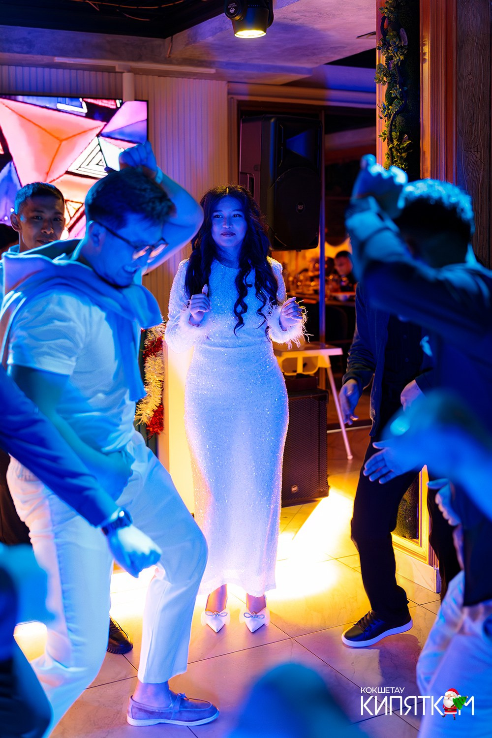 ШАШЛЫЧНЫЙ ДВОР. КИПЯТКОМ КОКШЕТАУ