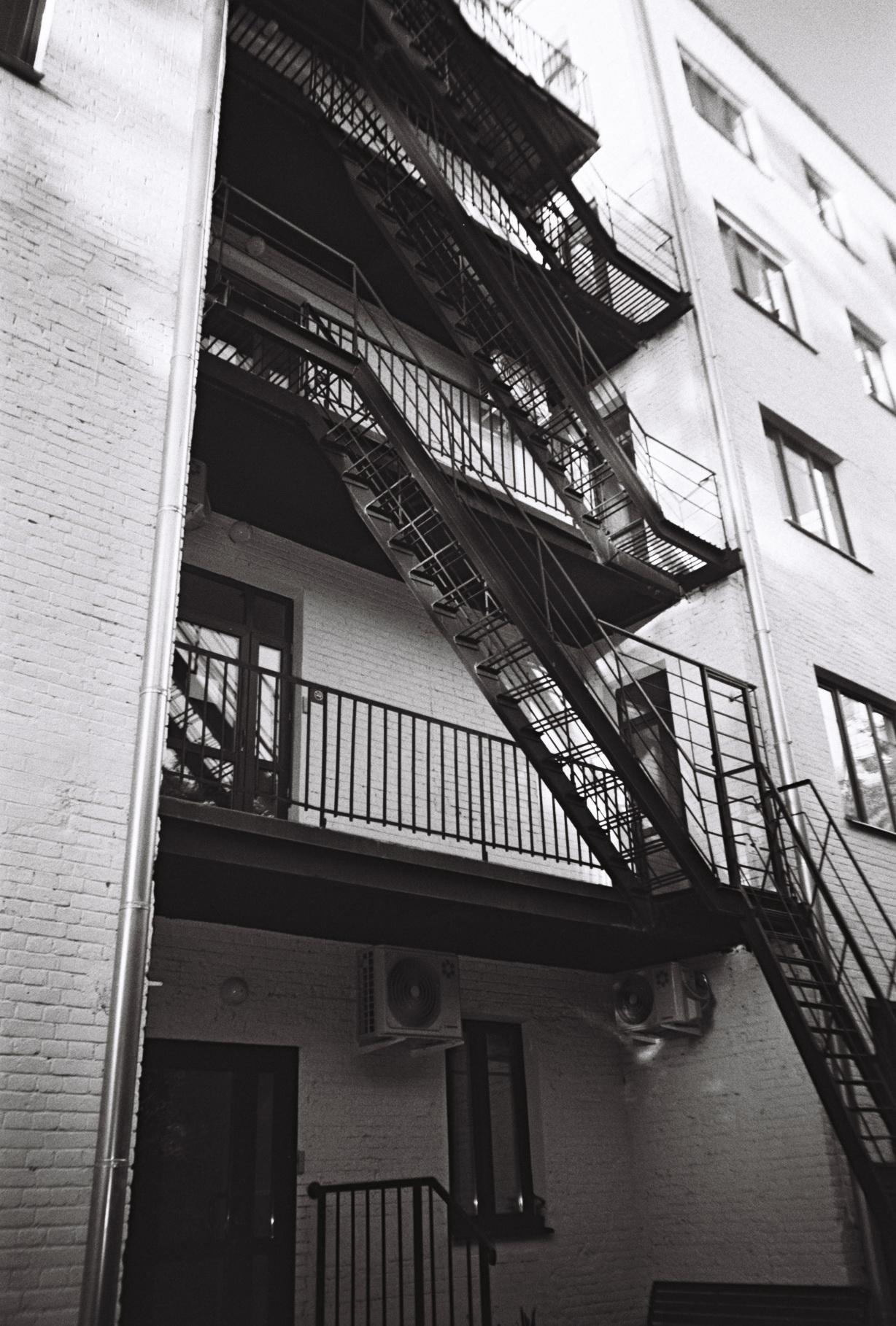 Улица. Портретный фотограф. Москва