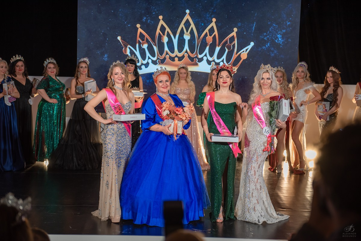 GrandFashionShow2024. Семейный и коммерческий фотограф в Сочи Александр Бодунов