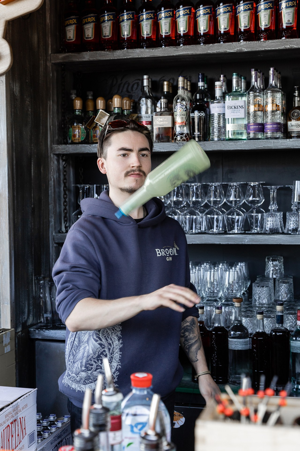 Odyssey partry. Ещё не вечер Viktor Petrov Birthday. Фотограф в Санкт-Петербурге — Сергей Петров