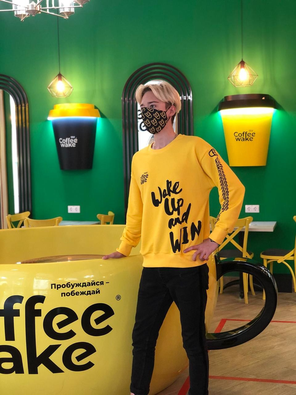 Графический дизайнер Москва