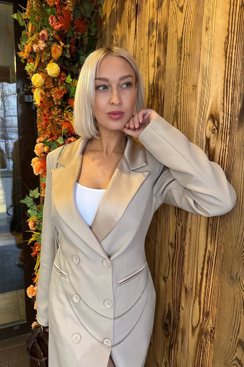 Алена Е Размер S, Рост 163, Параметры 90/68/91. LUNAPRO Дом стильных, сборных и индивидуальных съемок для брендов