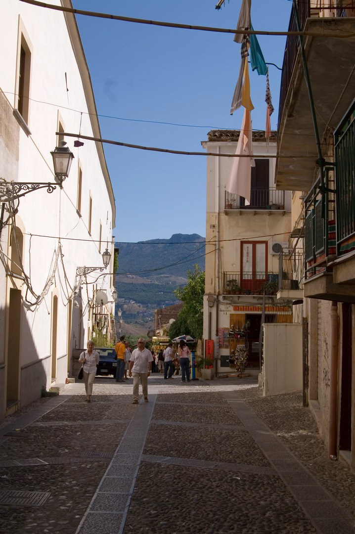 Круиз 2006 г. Улица, люди, жизнь…