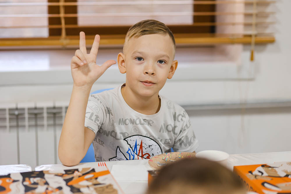 День рождения. Фотограф Григорьева Ольга. Портретная, семейная съёмка, Love Stori, видеосъёмка в городе Чита. Выпускные альбомы, фотокниги