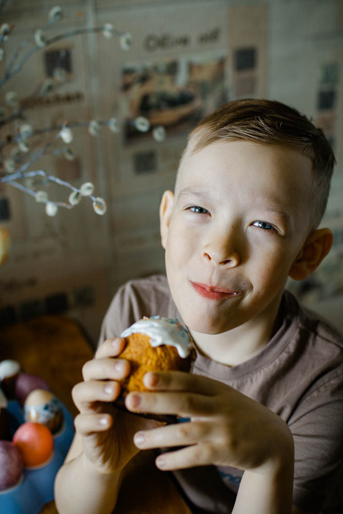 Пасха. Фотограф Григорьева Ольга. Портретная, семейная съёмка, Love Stori, видеосъёмка в городе Чита. Выпускные альбомы, фотокниги