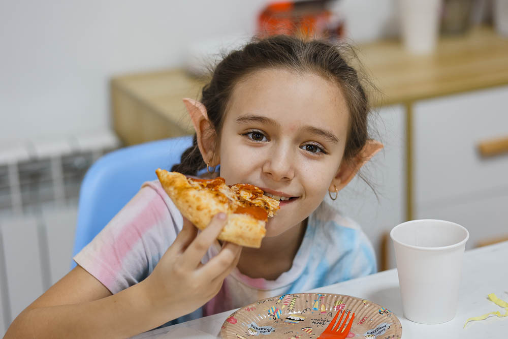 День рождения. Фотограф Григорьева Ольга. Портретная, семейная съёмка, Love Stori, видеосъёмка в городе Чита. Выпускные альбомы, фотокниги