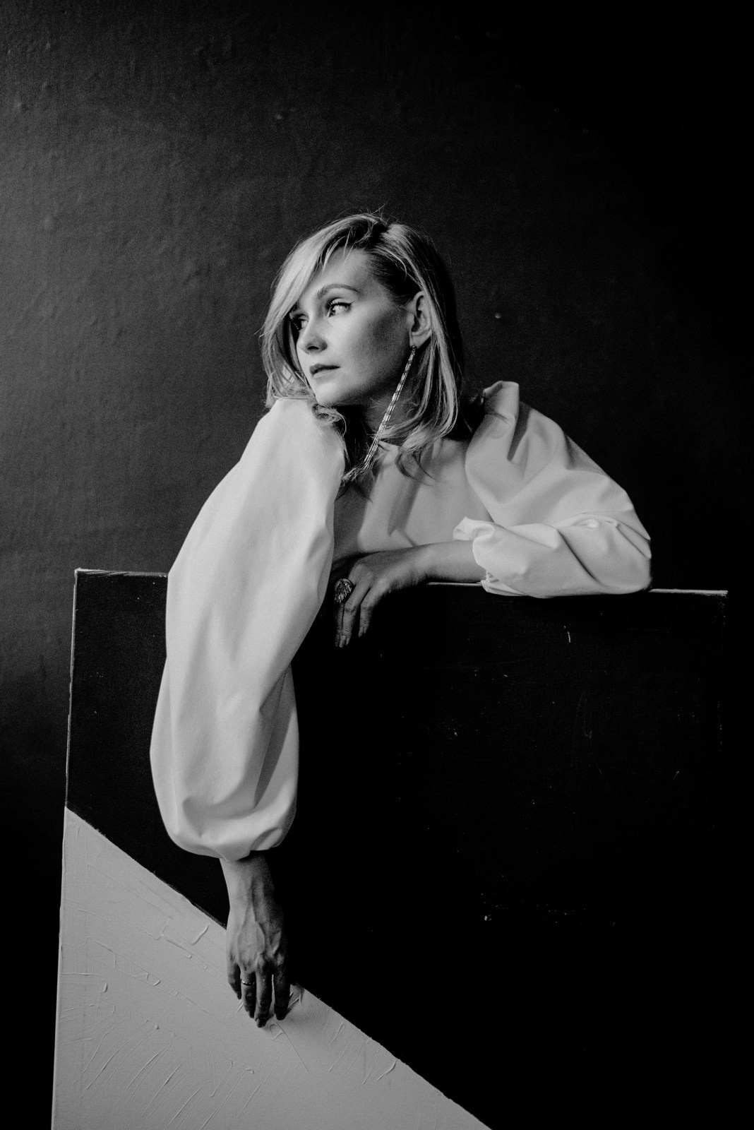 Свадебная фотосессия в стиле минимализм в Тюмени — Максим и Таня — Фотограф Дарья Мустафина. Фотограф Дарья Мустафина, Тюмень