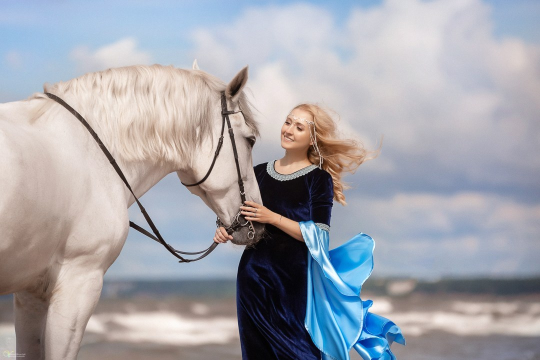 Фотосессии с лошадьми летом. Фотограф женский и мужской портрет Санкт-Петербург