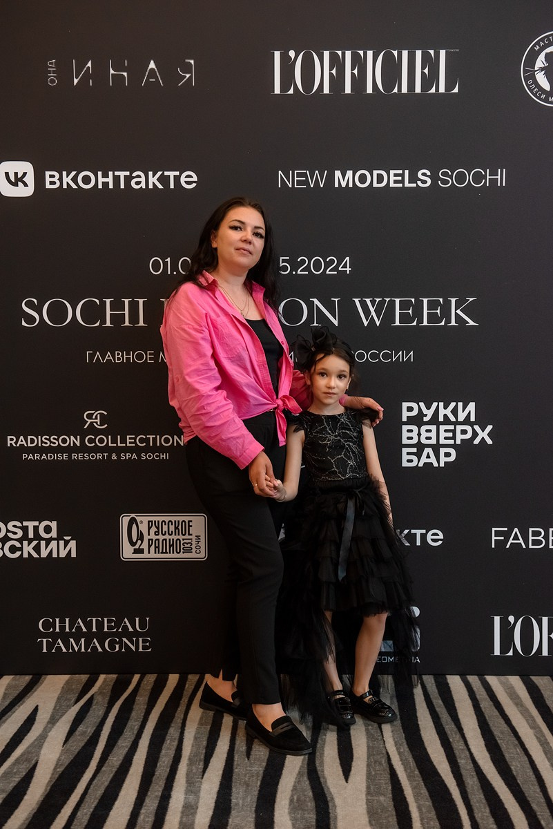 SochiFashionWeek2024 дизайнер Кибовская. Семейный и коммерческий фотограф в Сочи Александр Бодунов