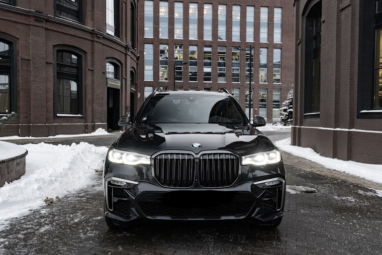 Предпродажная съёмка. Автоспортивный бренд фотограф в Москве — Виктория Логинова