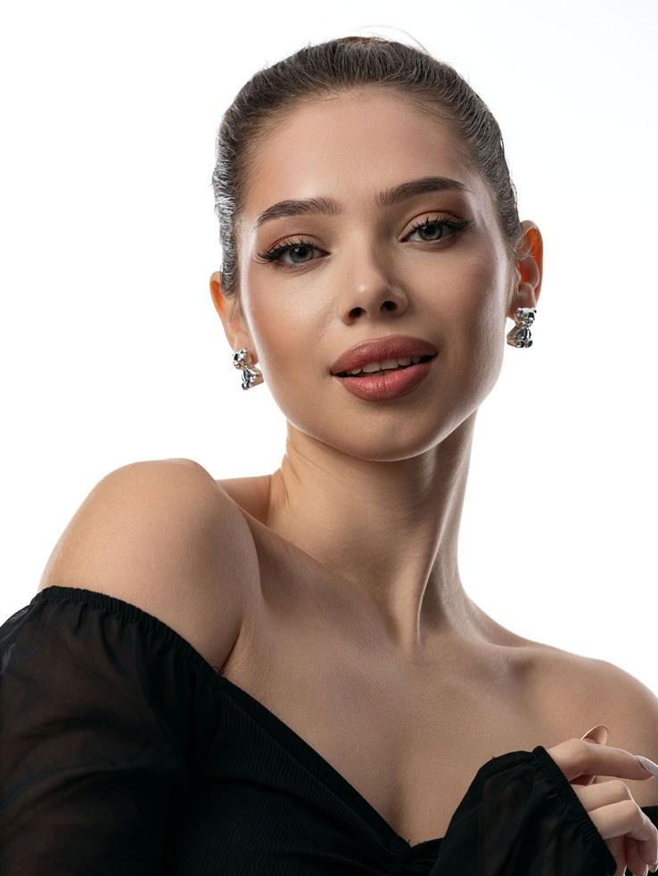 Профессиональная модель для Wildberries, Ozon и Lamoda — Ира