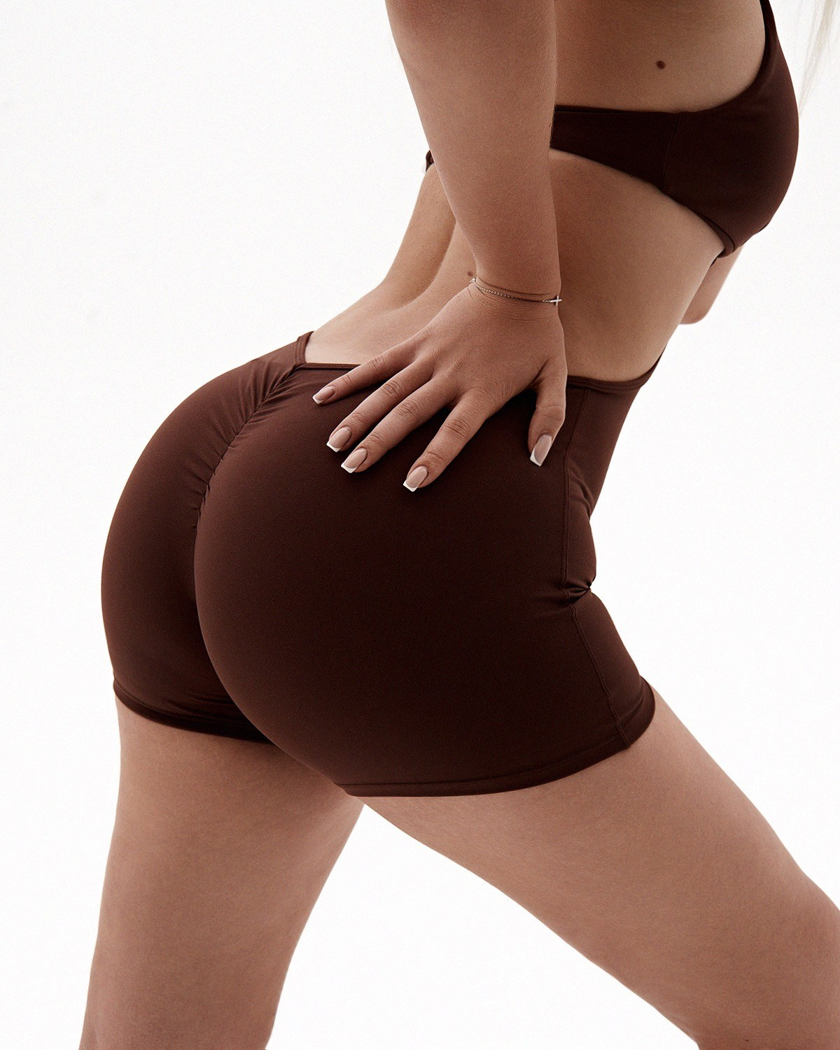 NASTYA. NOIZOMAX Художественный фотограф в Дубай