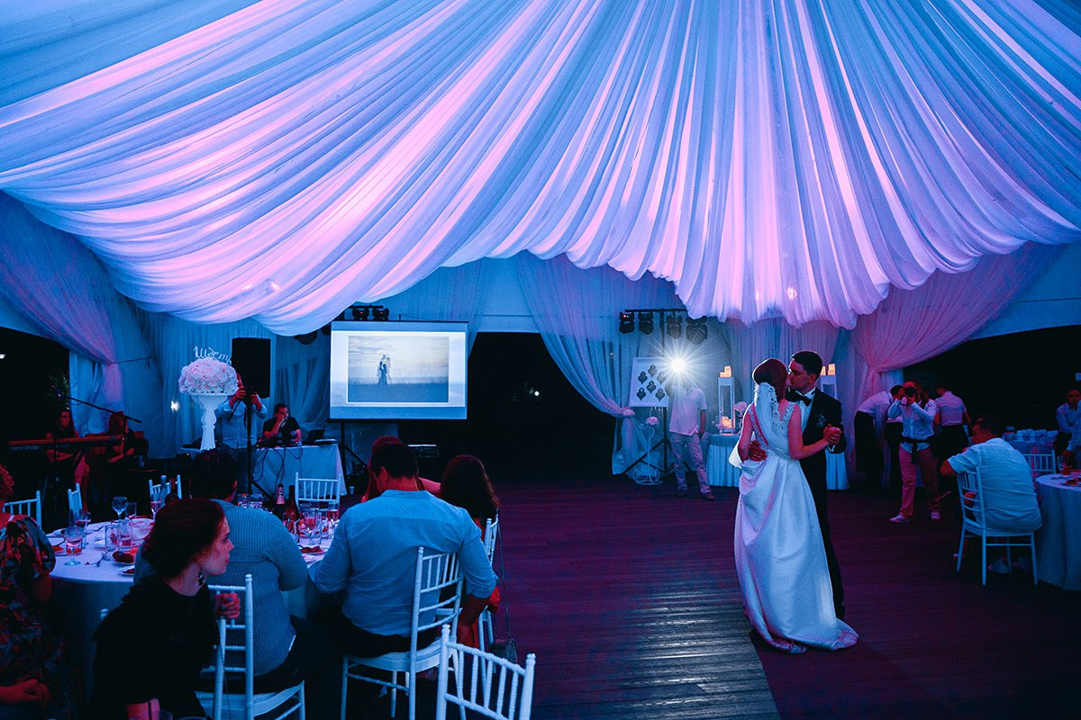 Саша и Таня. Main