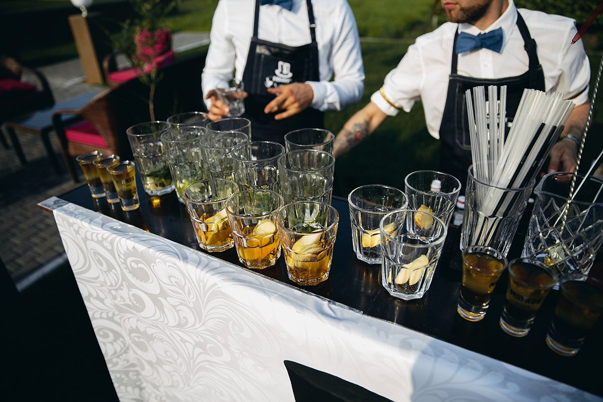 Саша и Таня. Main