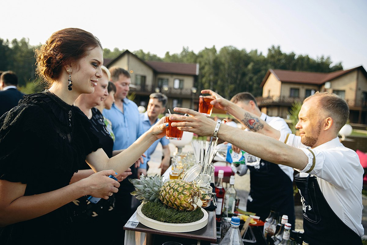 Саша и Таня. Main