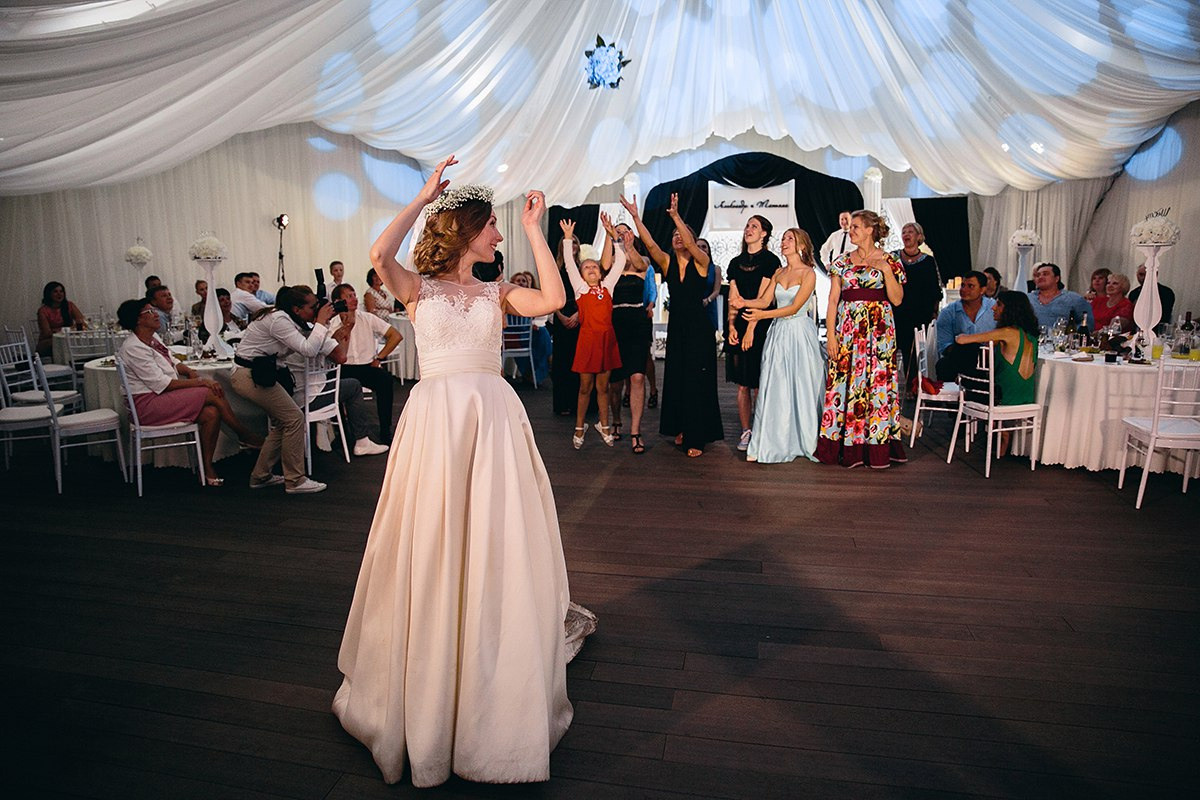 Саша и Таня. Main