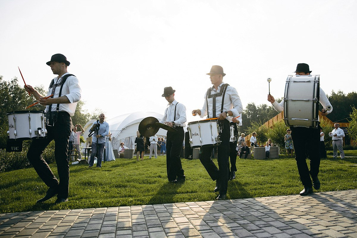 Саша и Таня. Main