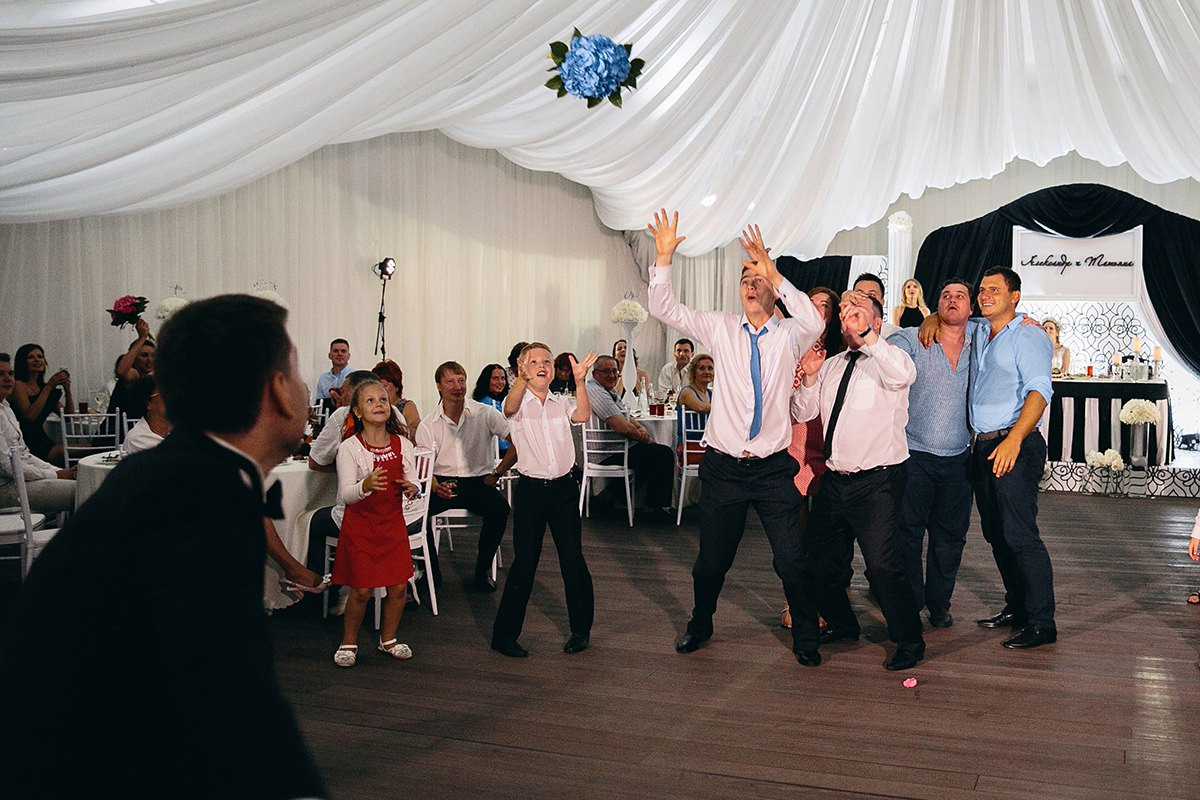 Саша и Таня. Main