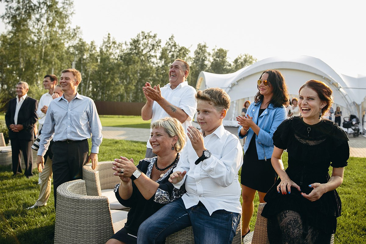 Саша и Таня. Main