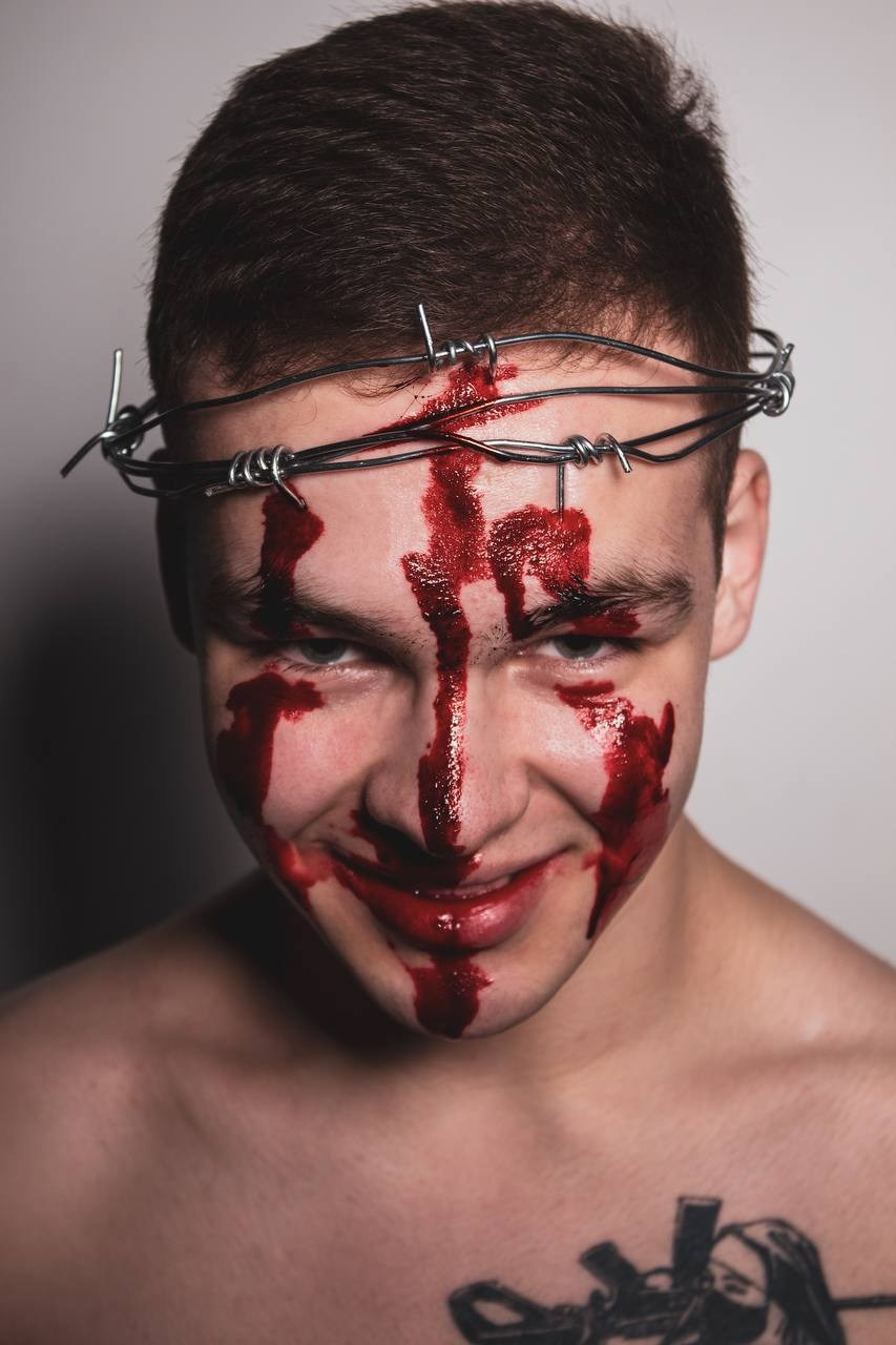 Портретная съемка — Федор. Портретный фотограф в Орле. Готовые фото за 3 дня! Помощь в позировании. Советы по организации