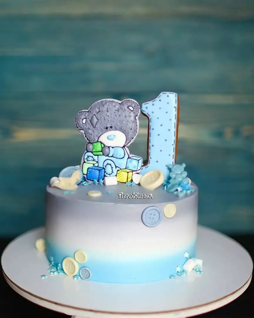 Тортики, шарики на годики. Детская фотостудия в Санкт-Петербурге