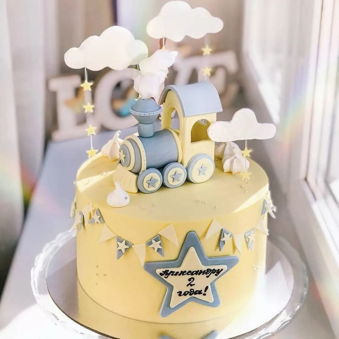 Тортики, шарики на годики. Детская фотостудия в Санкт-Петербурге