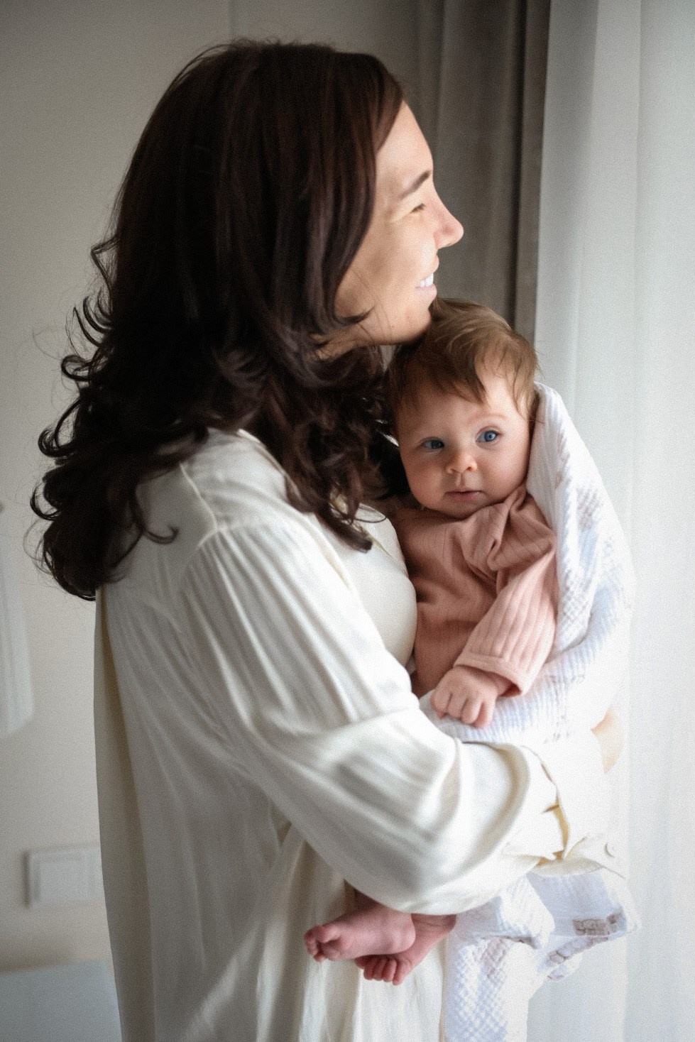 Крошка с семьей. Ваш семейный newborn и lifestyle фотограф в СПБ Наталья Журавлева