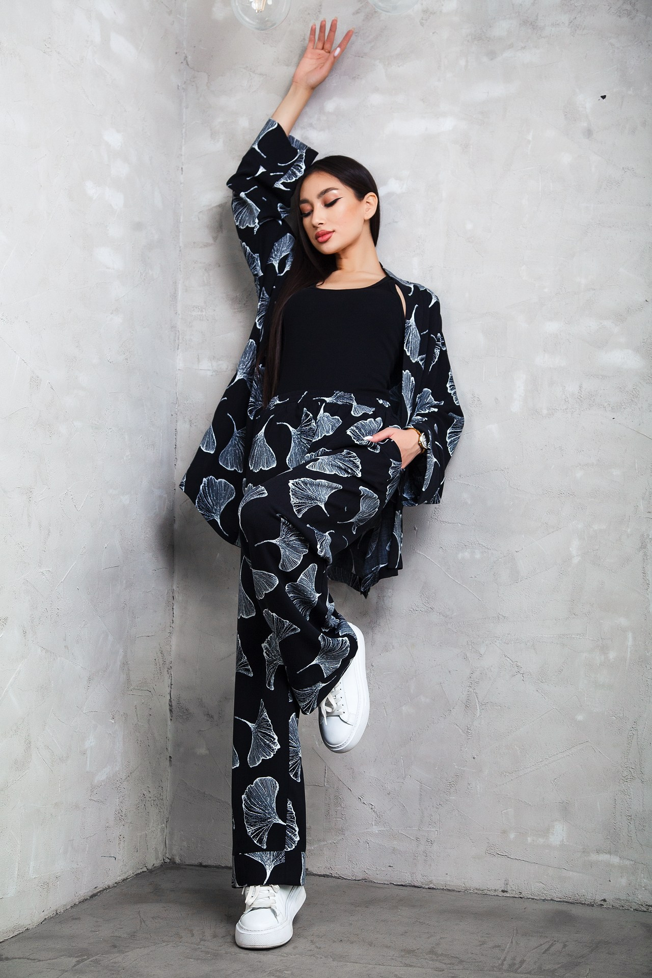 Реклама женской одежды. Натан Супервайзер по Продакшену