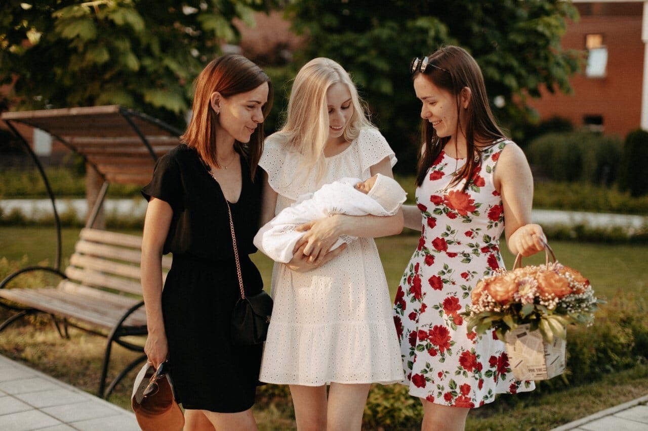 Выписка из Зеленоградского роддома. Свадебный и семейный фотограф Скрынник Светлана