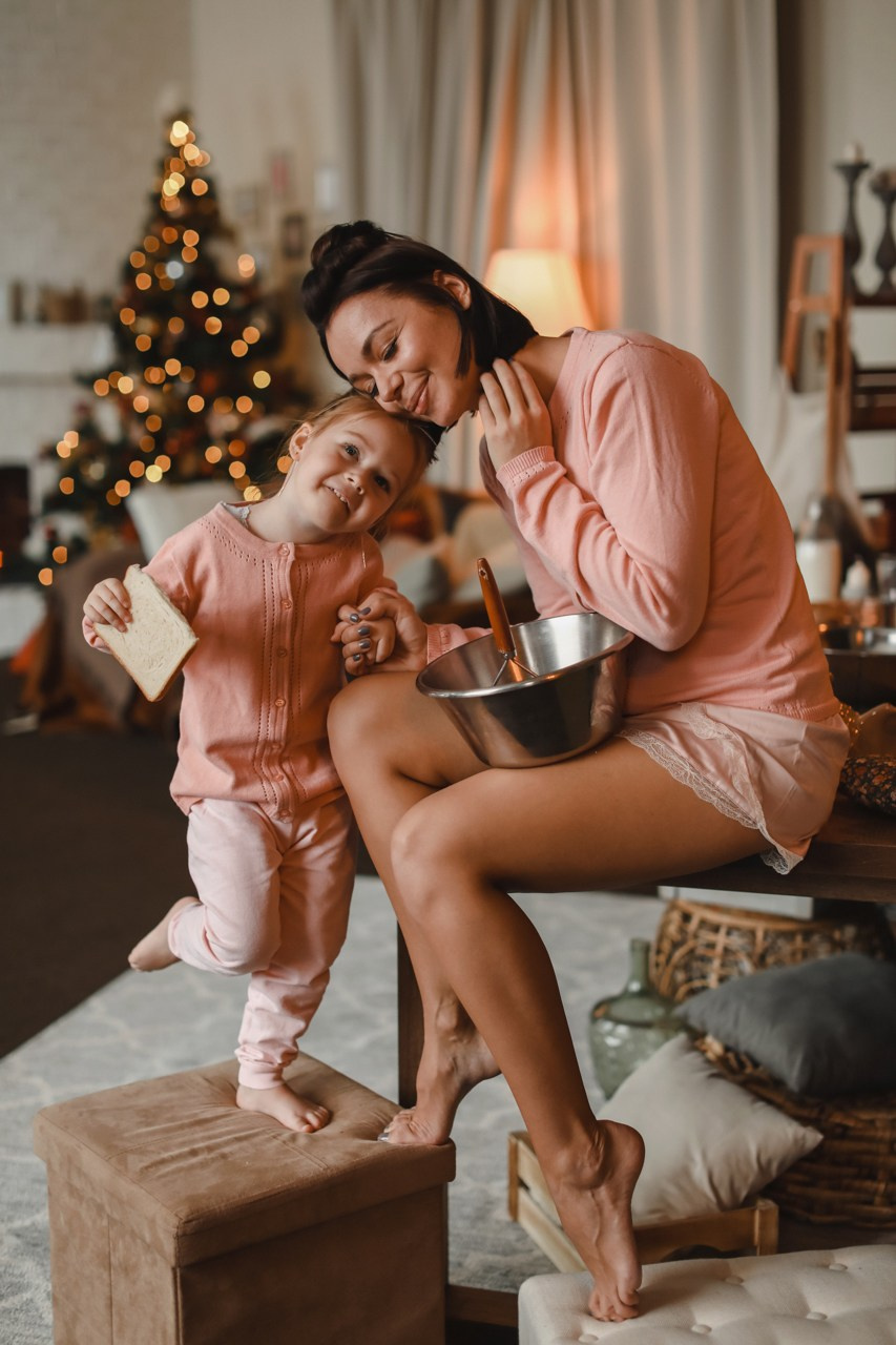 Новогодняя фотосессия мамы и дочки. Свадебный и семейный фотограф Скрынник Светлана