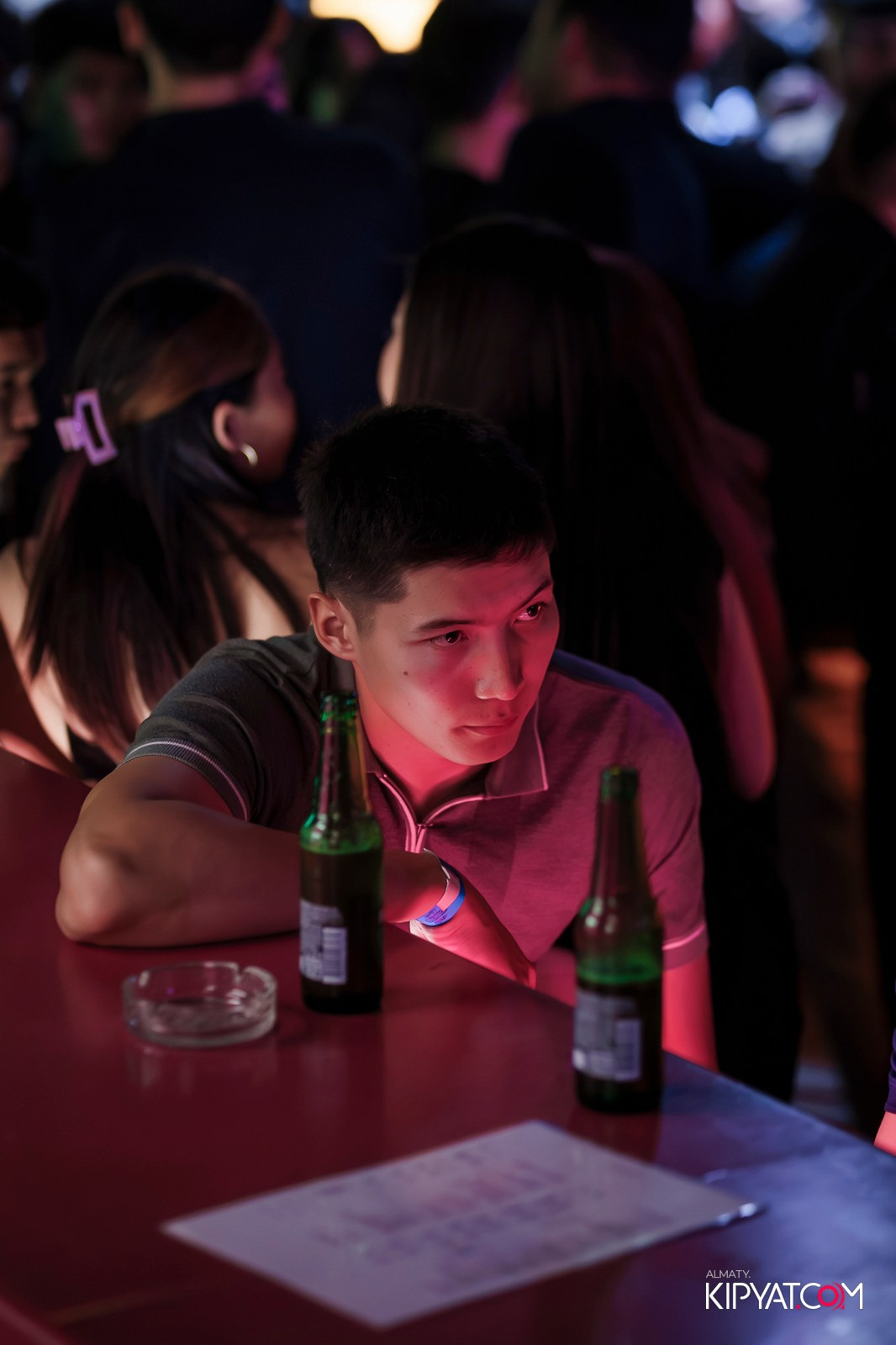 UYAT EMES BAR. КИПЯТКОМ АЛМАТЫ!